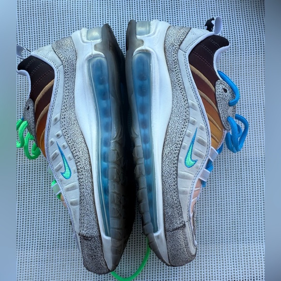 NIKE WOMENS  Sneakers Queen Leo Multicolor 4/5 - Picture 4 of 10